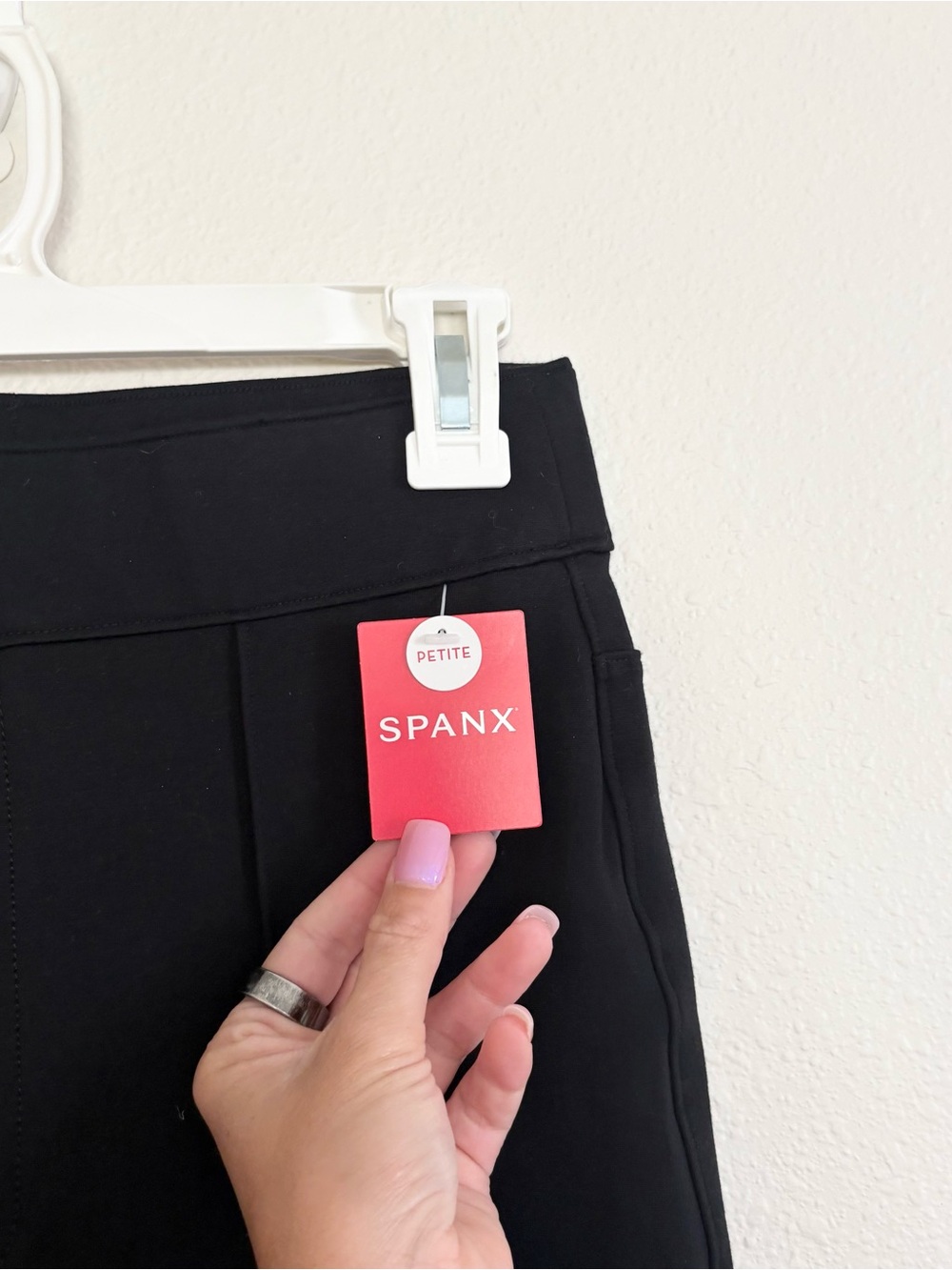 NWT Spanx Hi-Rise Flare Pants in Ponte Classic Black Size S Petite - Picture 2 of 7